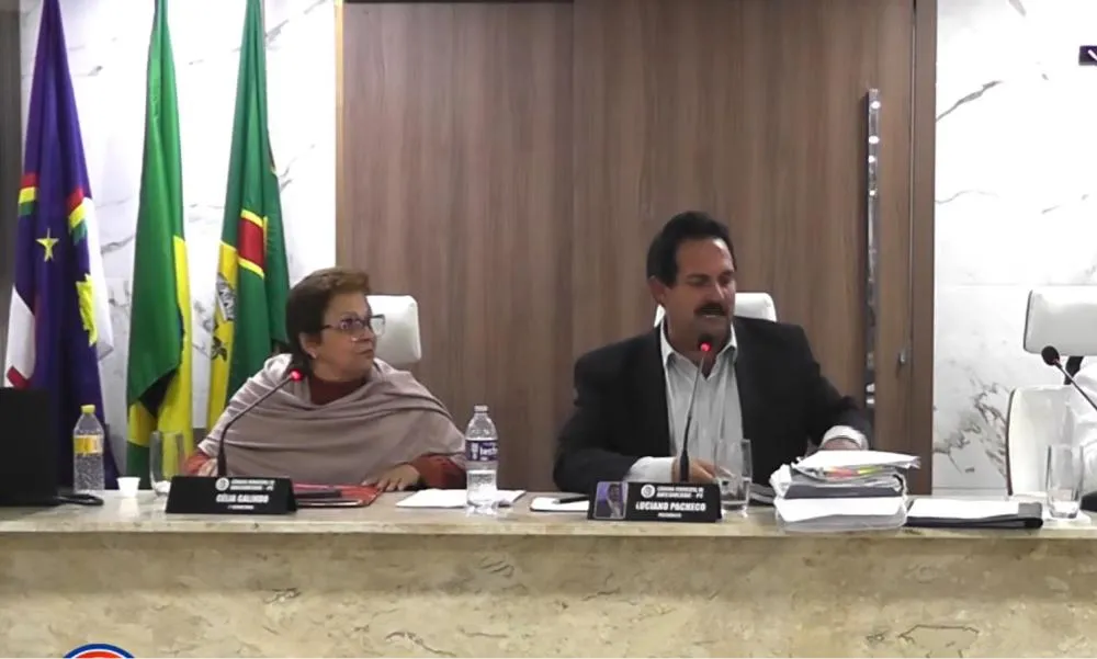 Câmara de Arcoverde arquiva pedidos de cassação contra três vereadores